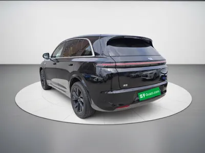 Li Auto L7