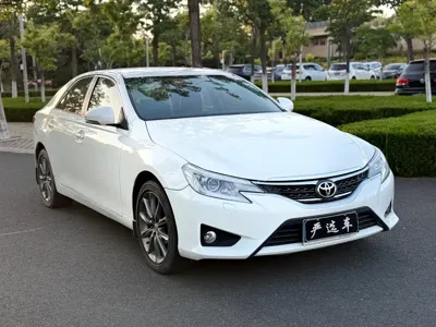 Toyota Reiz