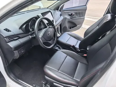 Toyota Yaris L