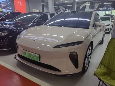 Nio ET5
