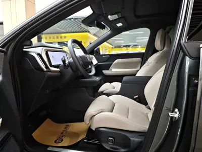 Volvo 沃尔沃XC70插电式混动