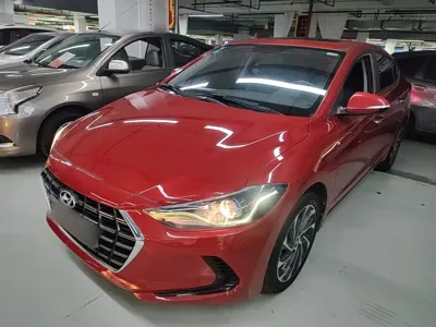 Hyundai Elantra