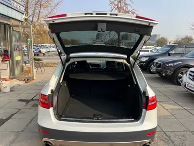 Audi A4 (Import)
