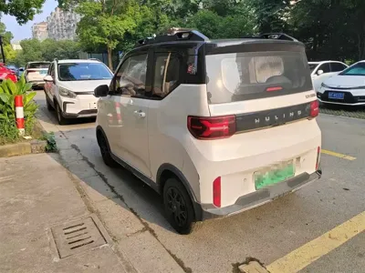 Wuling MINIEV