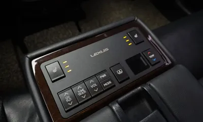 Lexus ES