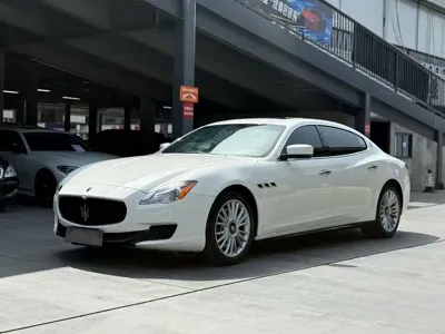 Maserati Quattroporte