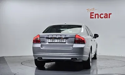Volvo S80