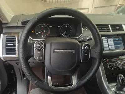 Land Rover Sport