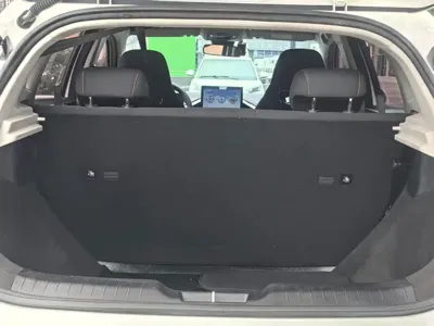 BYD e2