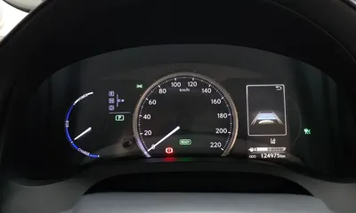 Lexus CT200h