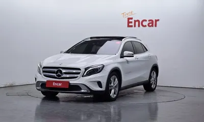 Mercedes-Benz GLA-Class