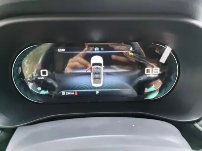 Roewe i5