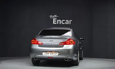 Infiniti G