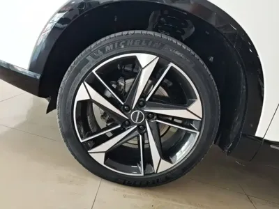 Roewe RX5 Max