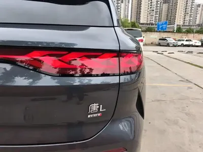 BYD 唐L
