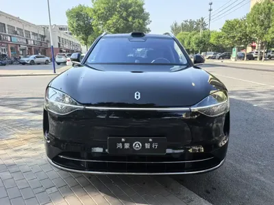 AITO 问界 AITO M9
