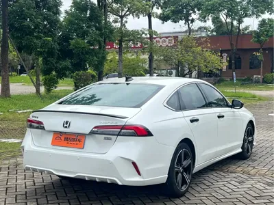 Honda Inspire