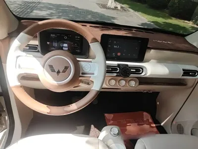Wuling MINIEV