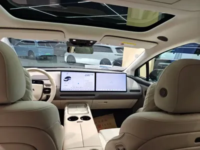 Li Auto 理想i8