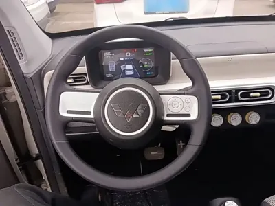 Wuling MINIEV