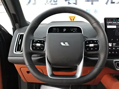 Li Auto Li L8