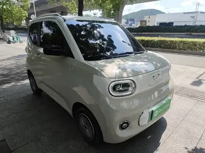 Wuling MINIEV