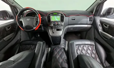 Hyundai Starex