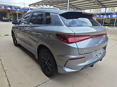BYD e2