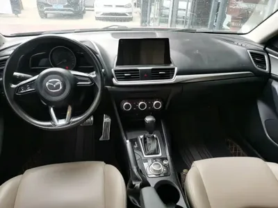 Mazda 3 Axela