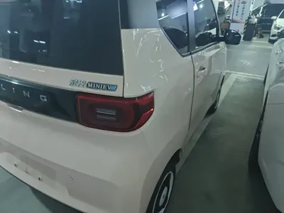 Wuling MINIEV