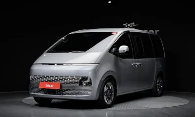Hyundai Staria