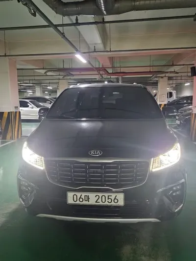 Kia Canival