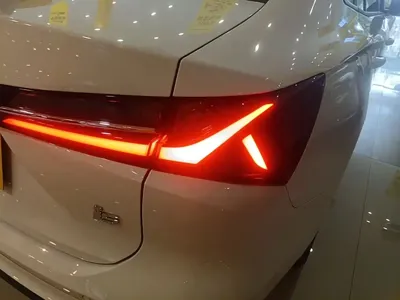 Roewe i5