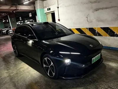 Nio ET5T