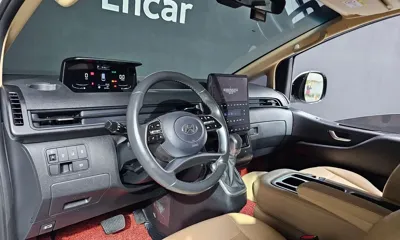 Hyundai Staria
