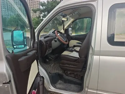 Maxus V80