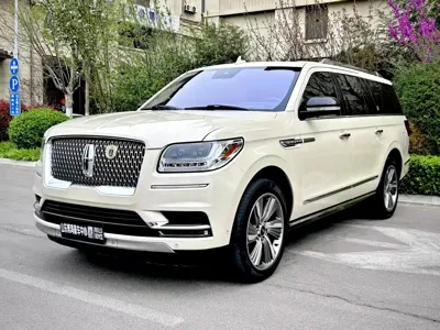 Lincoln Navigator