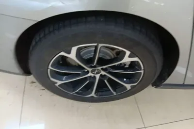 Xpeng P7