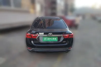 Zotye Z300