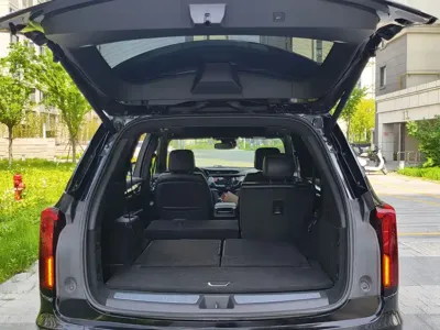 Cadillac XT6