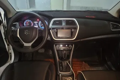 Suzuki S-Cross