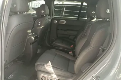 Li Auto L8