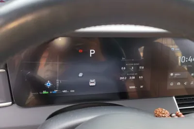 Li Auto ONE