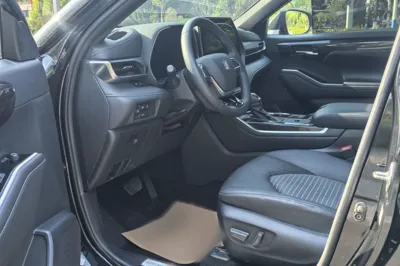 Toyota Crown Kluger