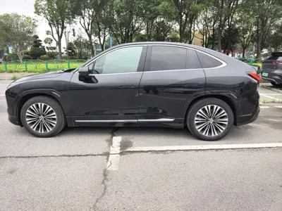 Nio EC6
