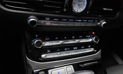 Genesis EQ900