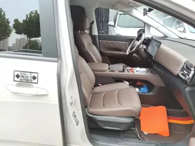 Wuling Xingguang 730 New Energy