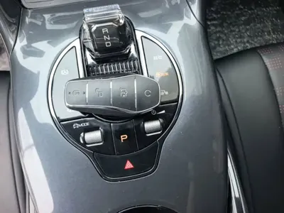 BYD e2