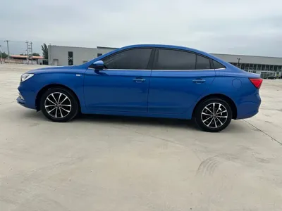 Roewe i5