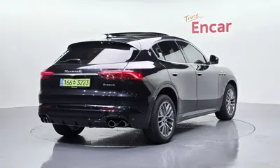 Maserati Grecale